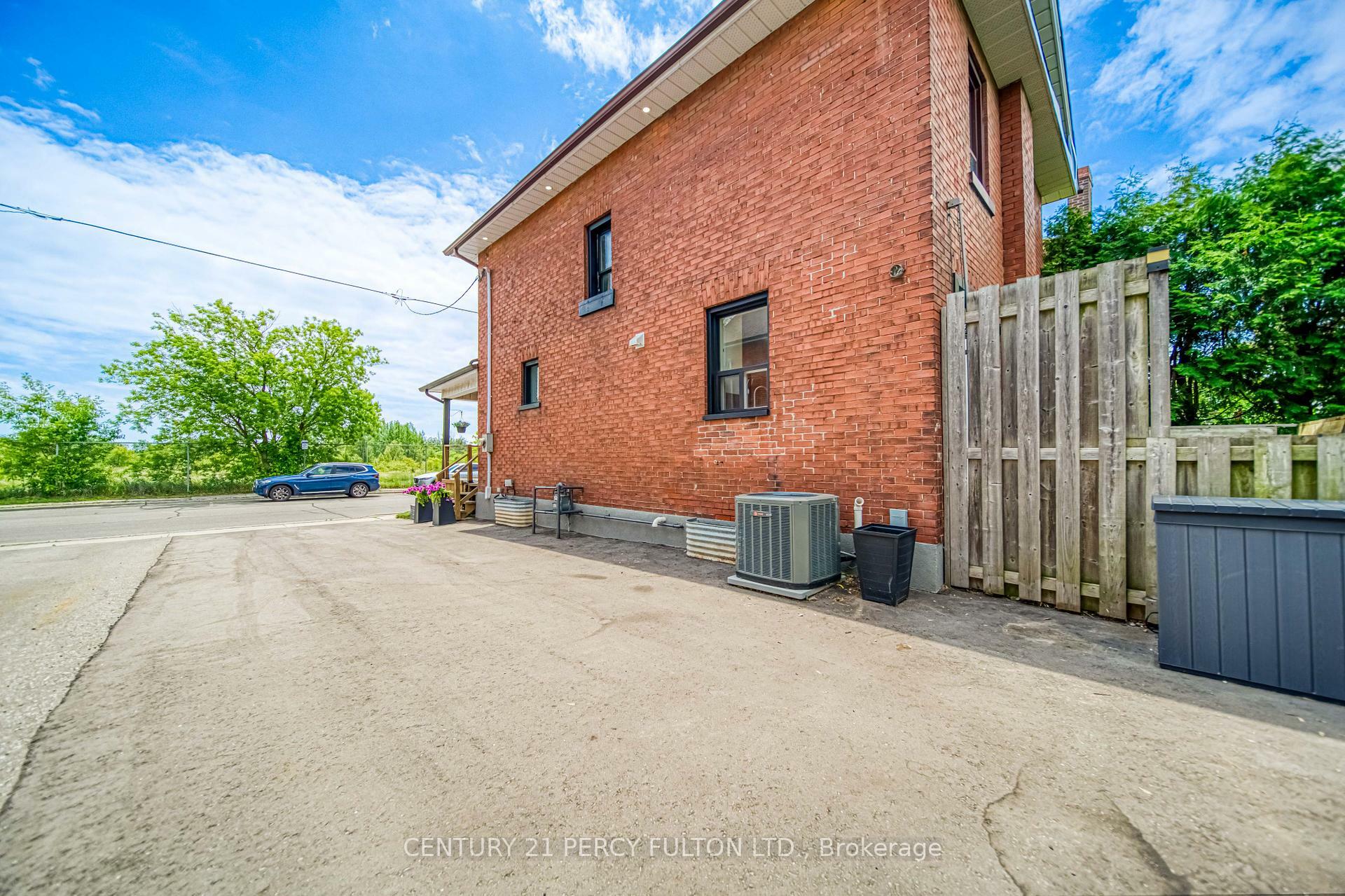 Property Photo: 180 Bruce Street ON L1H 1R3