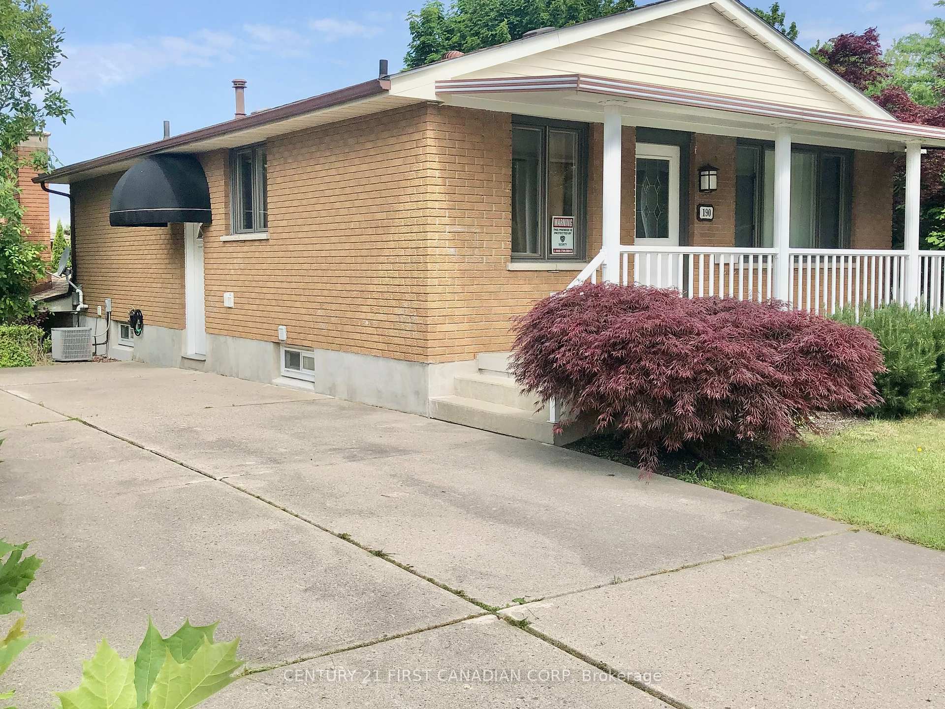 Property Photo: 190 Fairview Avenue ON N5R 5K4