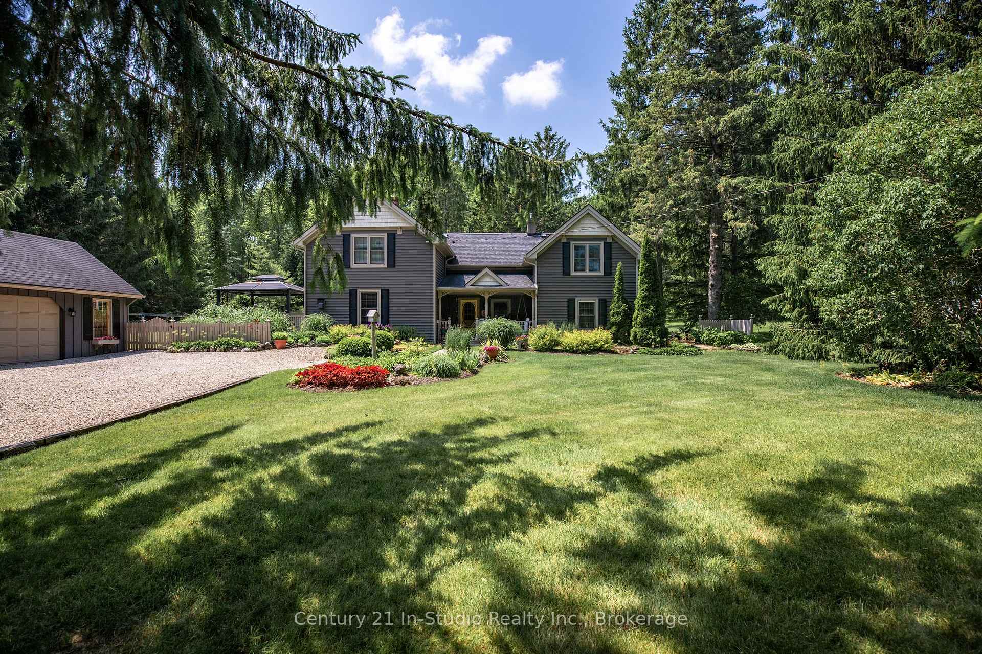 Photo de la propriété:  2268 8th Avenue W  ON N4K 5M8 