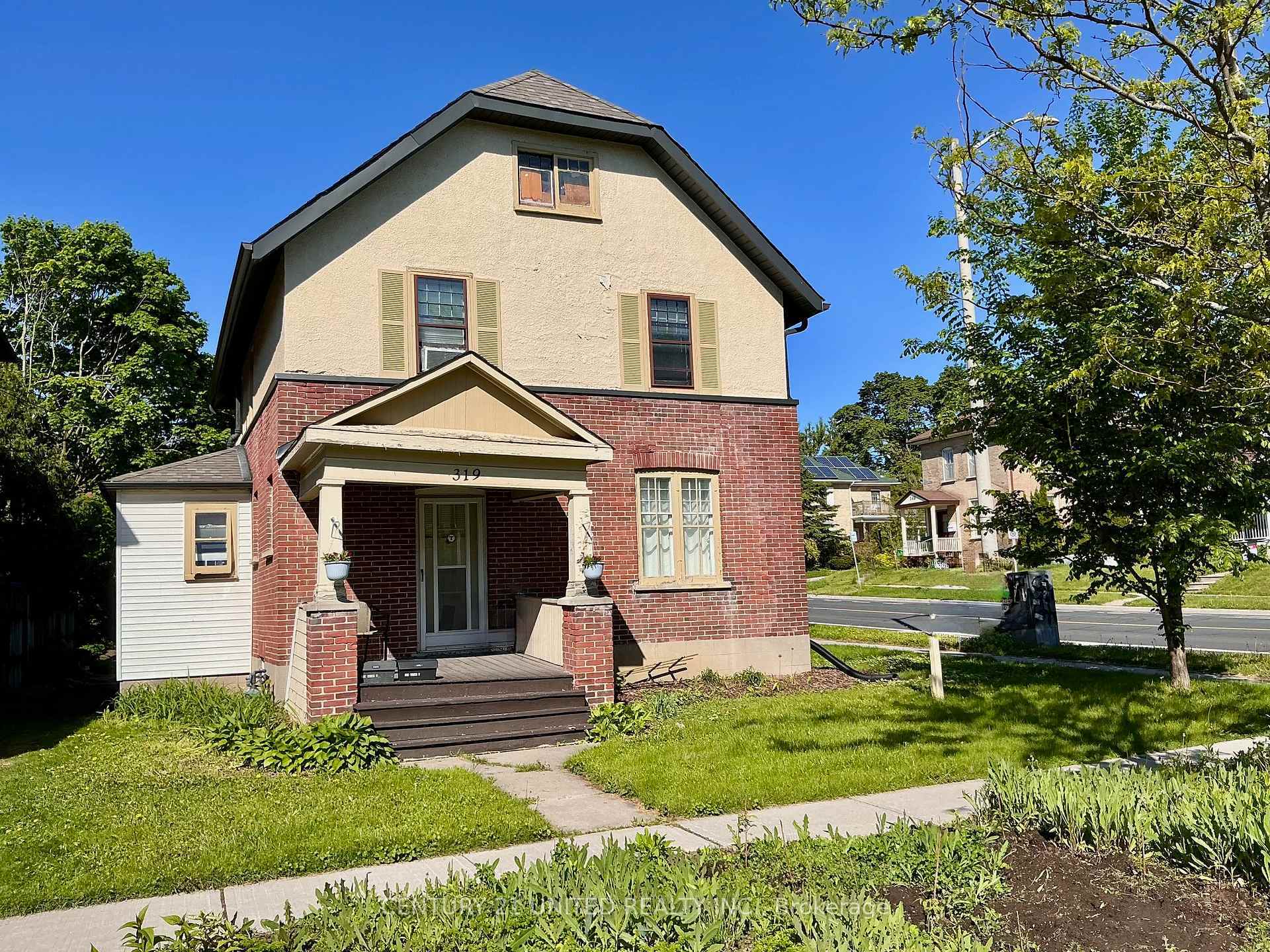 Property Photo: 319 Elias Avenue ON K9J 5G8