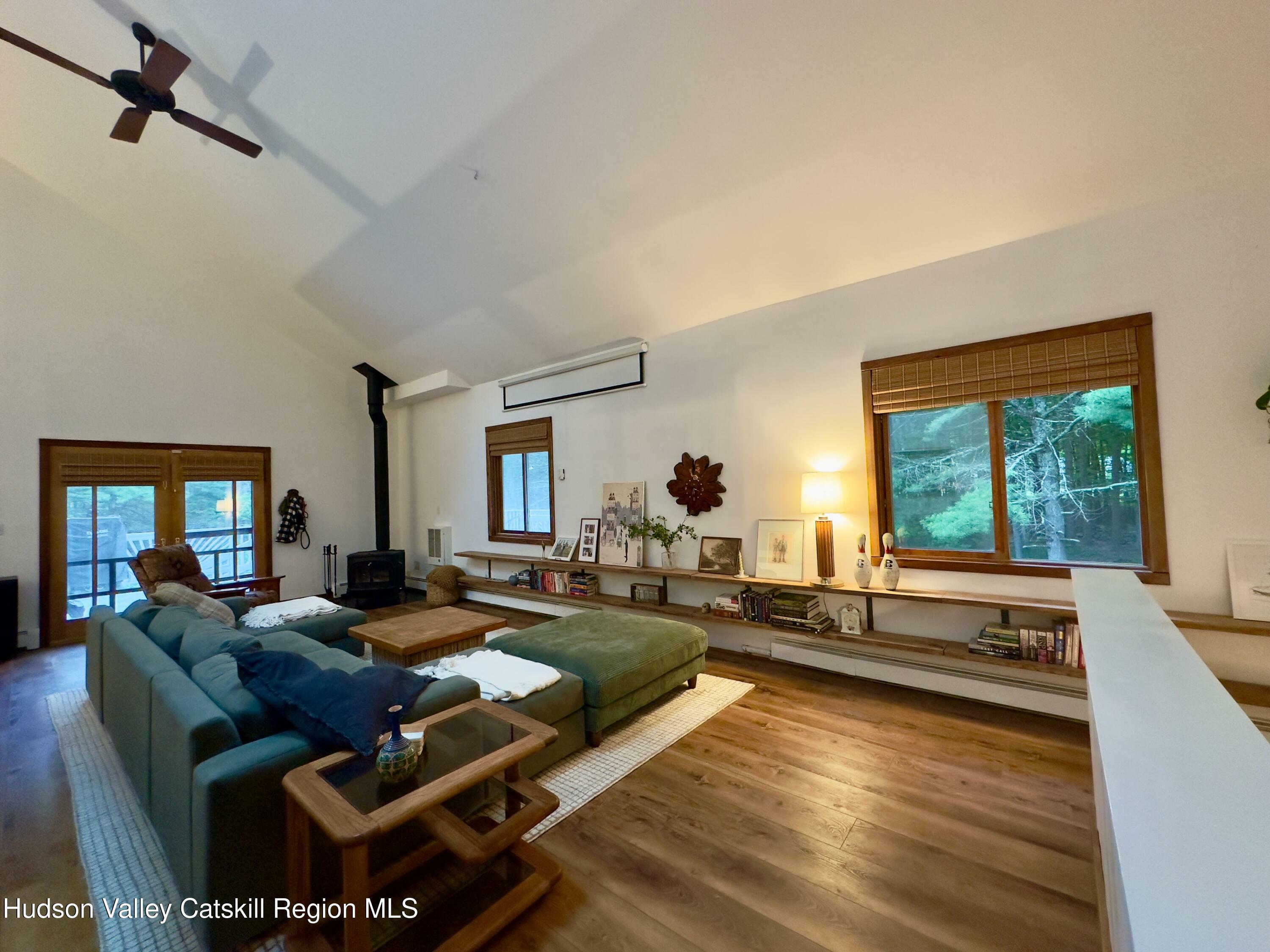 Property Photo: 927 Queens NY 12404