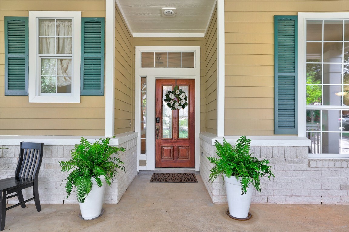 Property Photo: 4304 Lost Oasis Hollow TX 78739