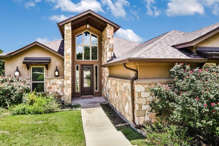 Property Photo: 2243 Woodland Bend Road TX 76571