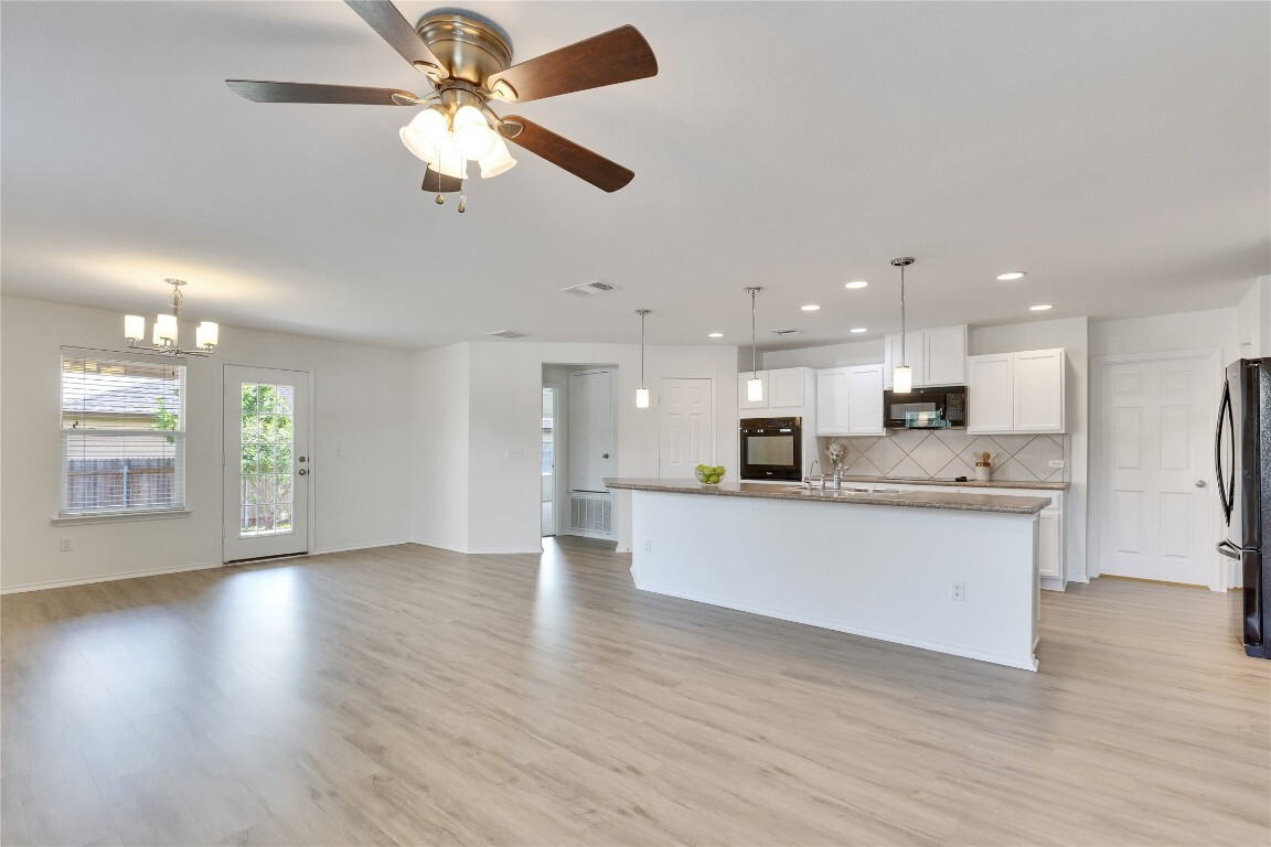 120 Jasmine Cove  Kyle TX 78640 photo