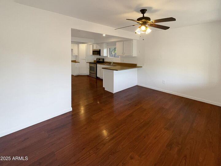 Property Photo:  1048 E 6th Avenue  AZ 85204 