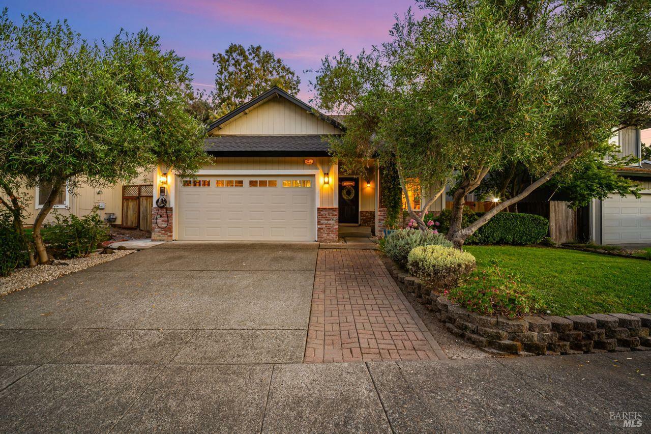 Property Photo: 435 Manka Circle CA 95403