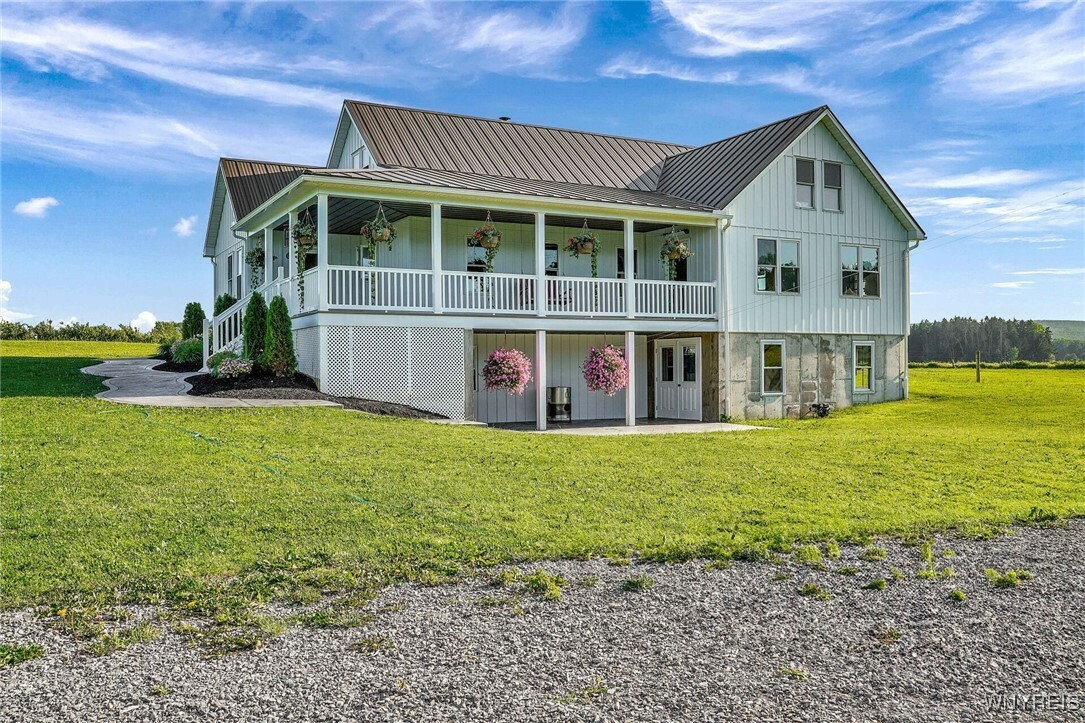 Property Photo: 8079 County Road 3 NY 14065