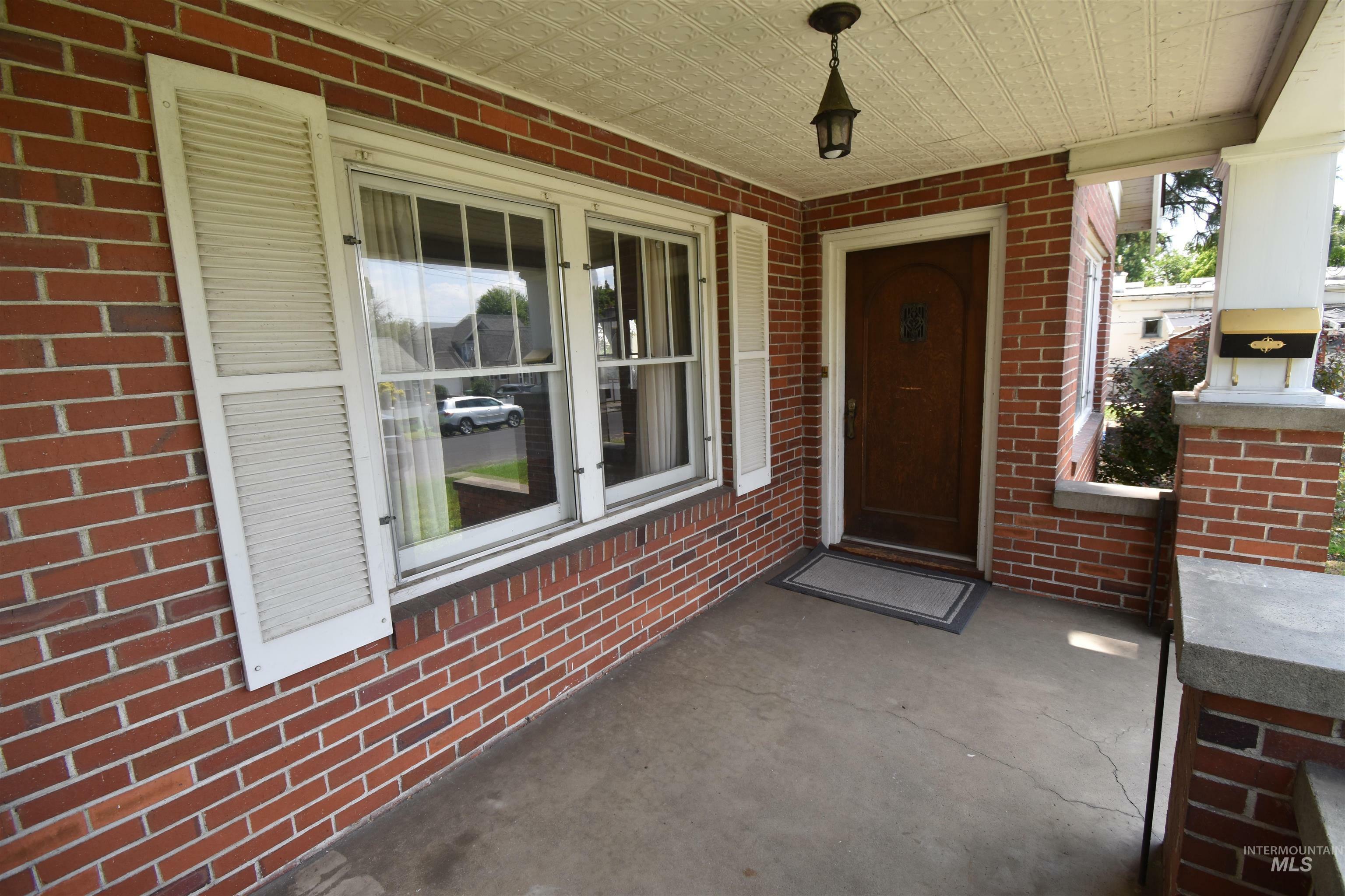 Property Photo: 415 4th Street ID 83501