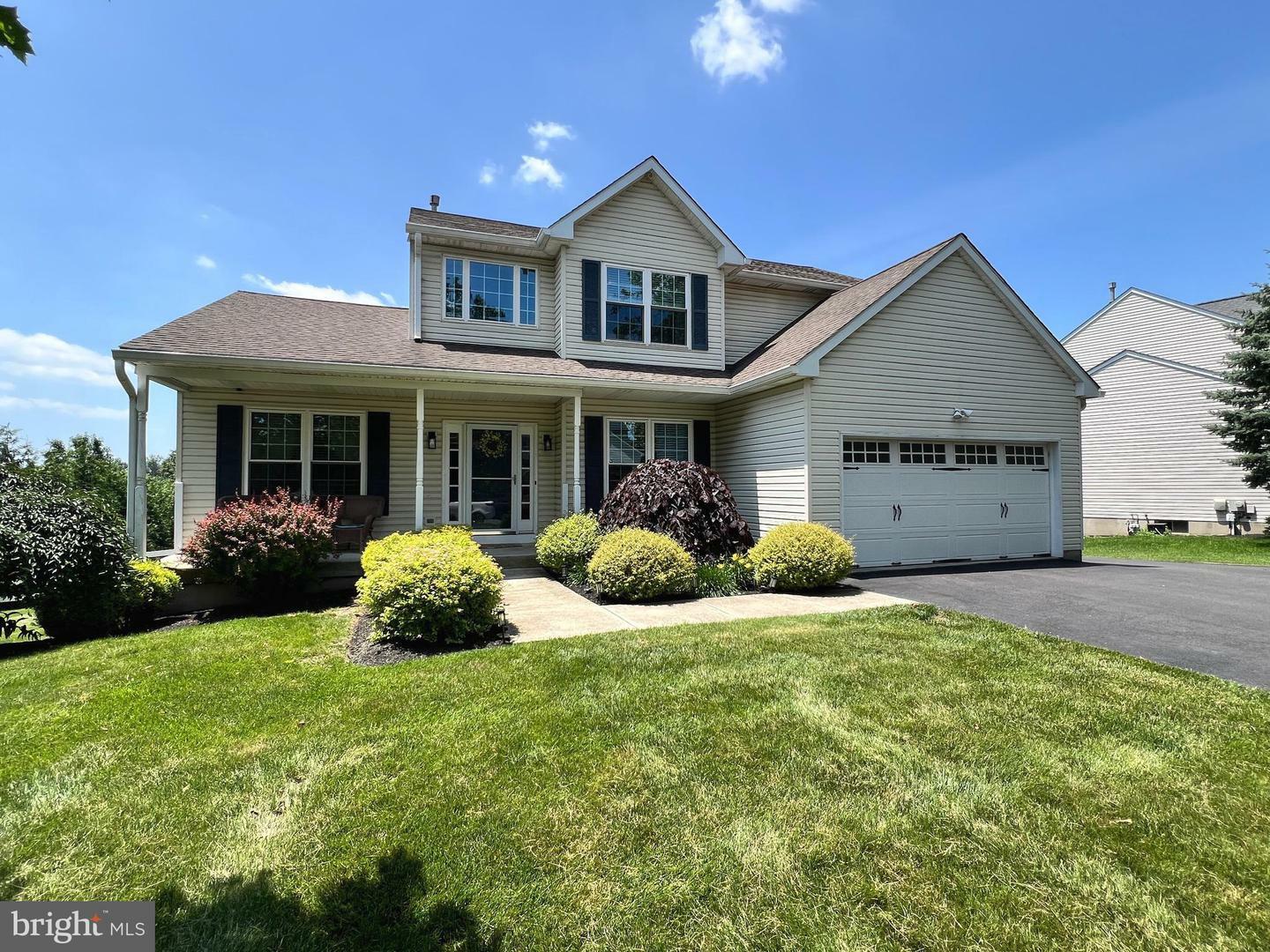 Property Photo: 81 Pebble Beach Lane PA 19464