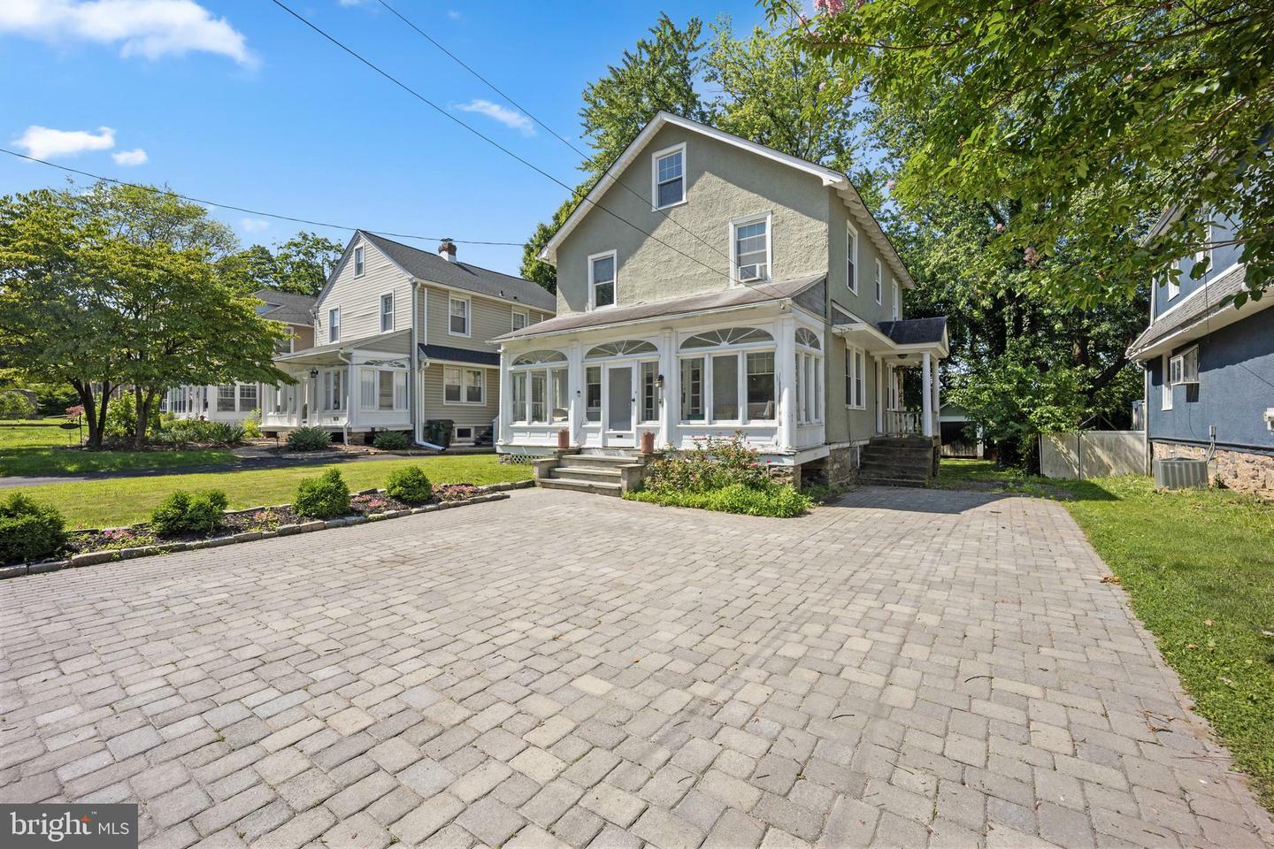 Property Photo: 2042 Susquehanna Road PA 19001