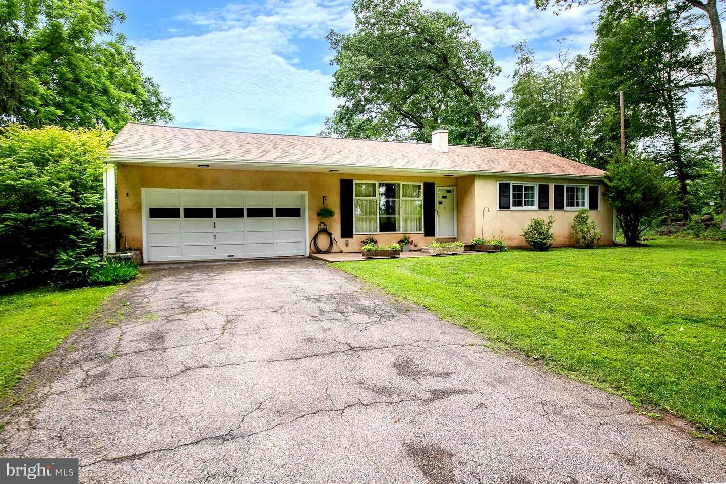 Property Photo: 3750 Thompson Road PA 19426