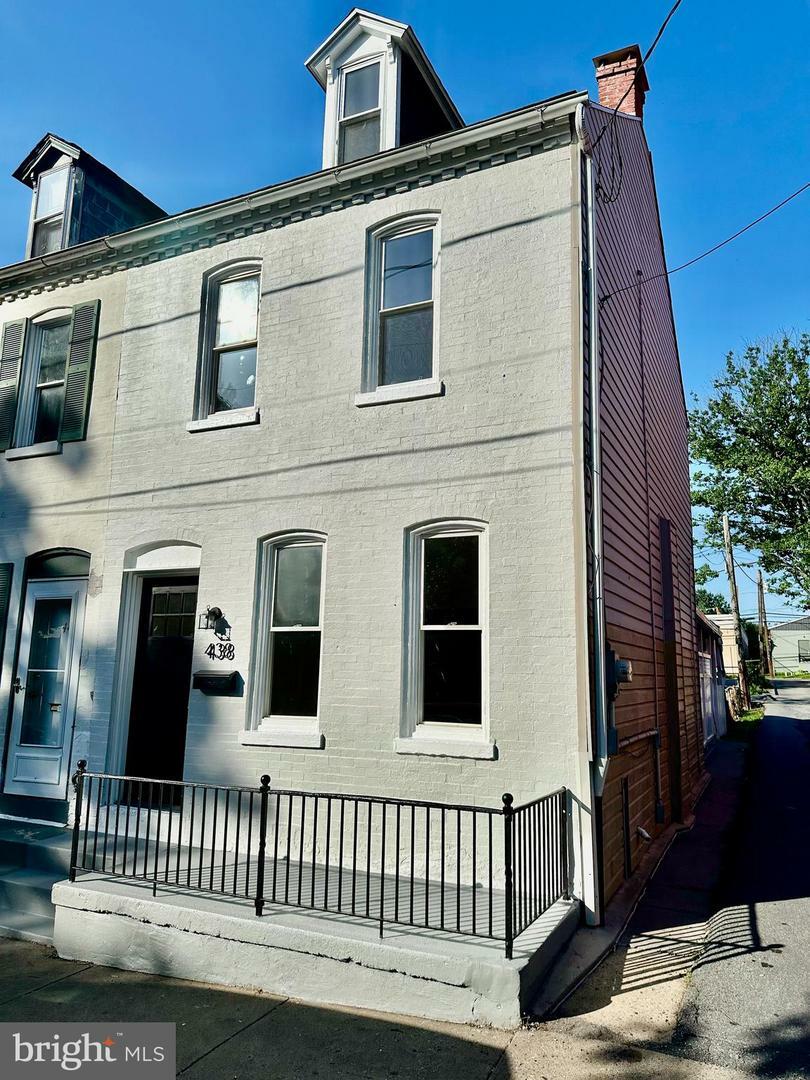 Property Photo:  438 S Shippen Street  PA 17602 