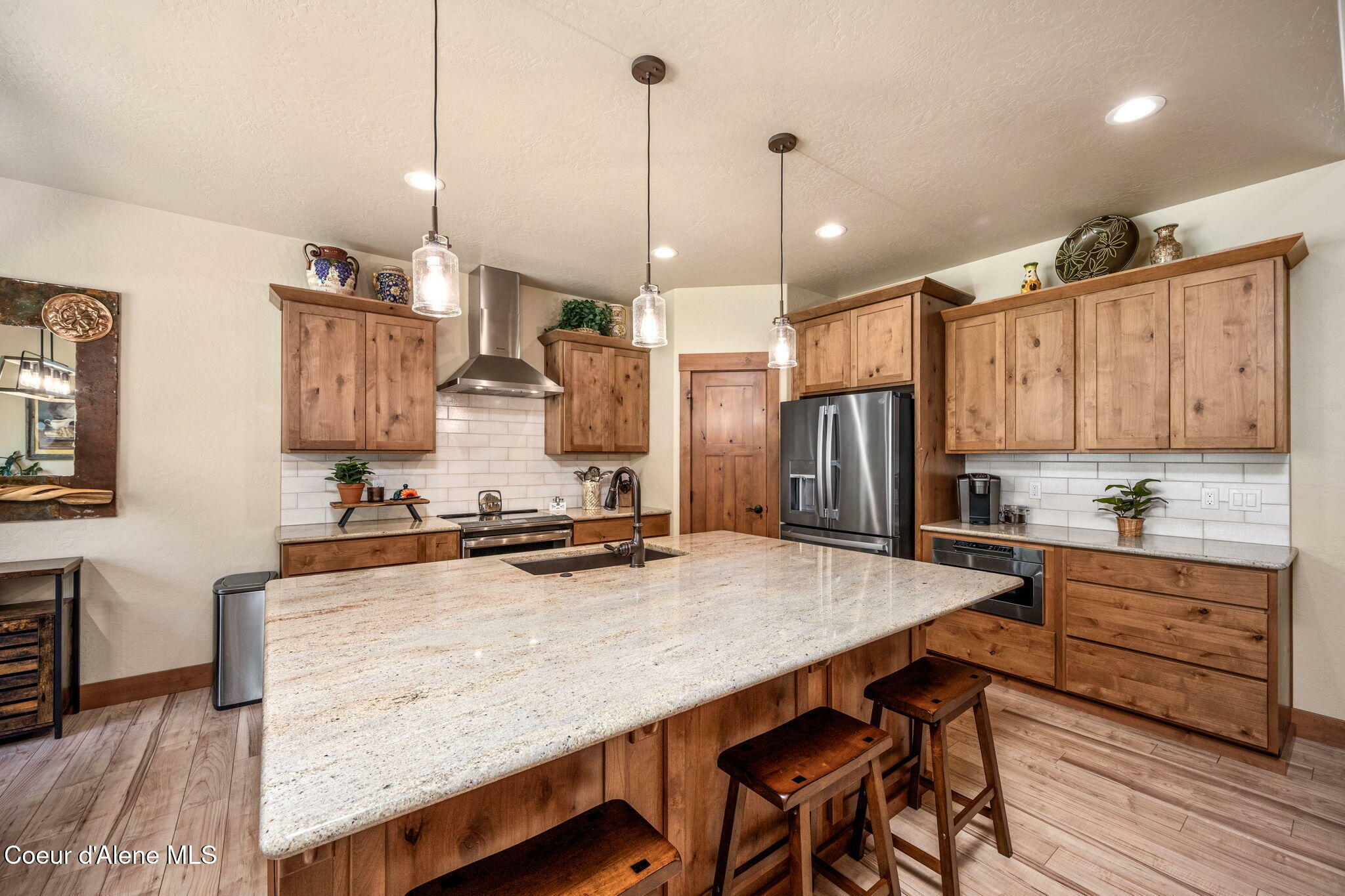 Property Photo:  21315 N Eclipse Rd  ID 83858 