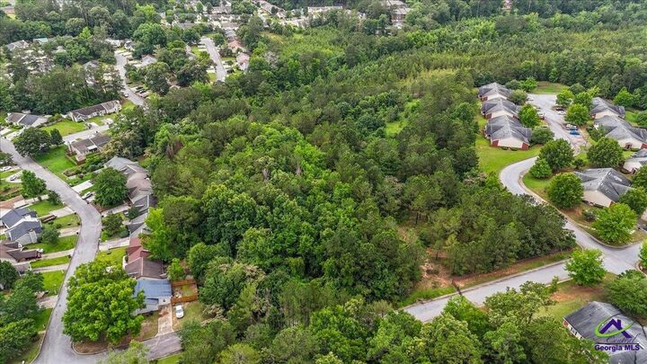 Property Photo: 301 Millside Drive GA 31088