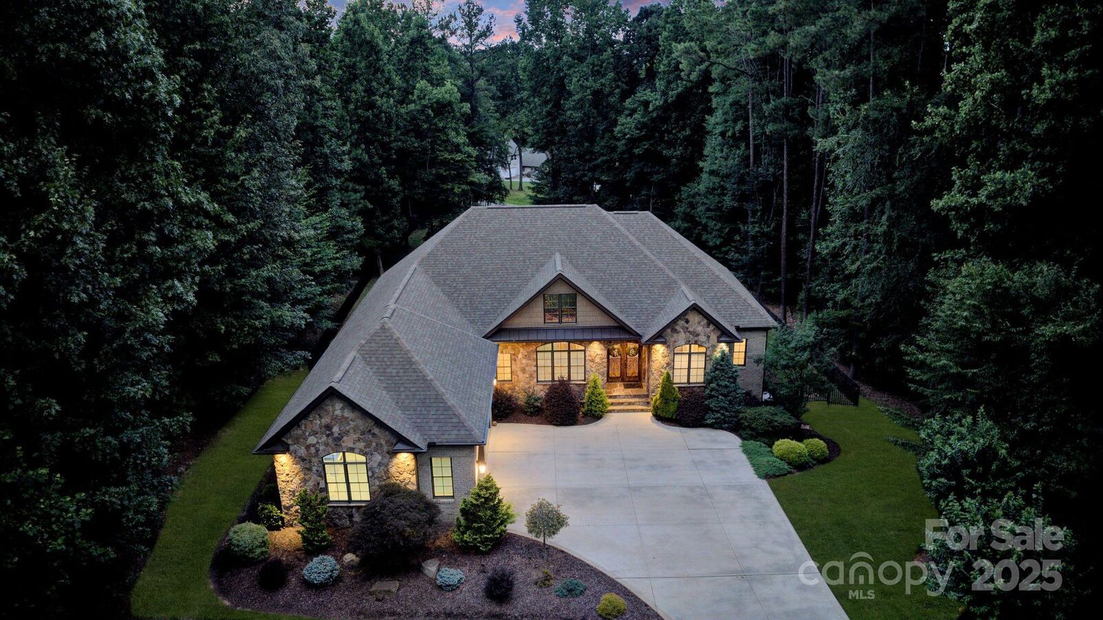 Property Photo:  146 Bullfinch Road  NC 28117 