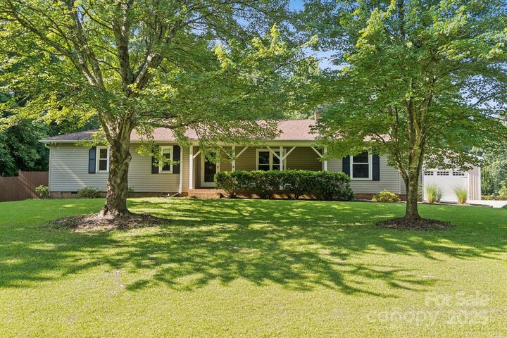 4432 Bob White Court  Charlotte NC 28213 photo
