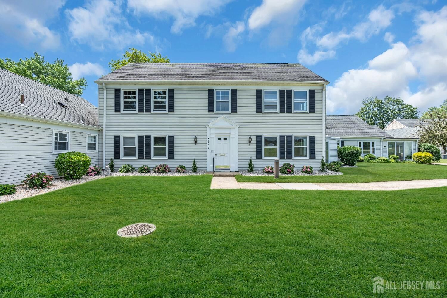 Property Photo:  377-B Old Nassau Road  NJ 08831 