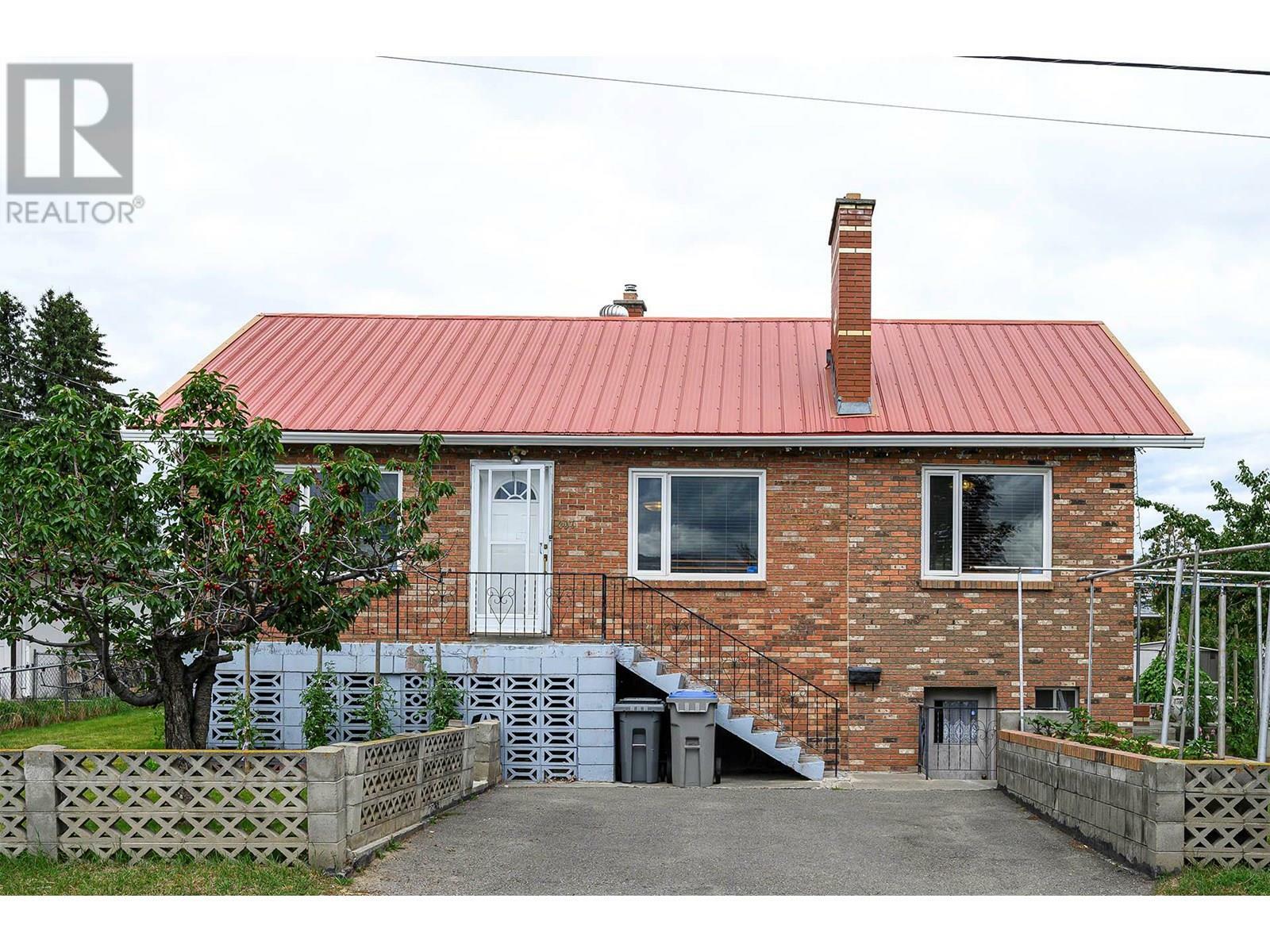 307 Holly Avenue  Kamloops BC V2B 1M2 photo