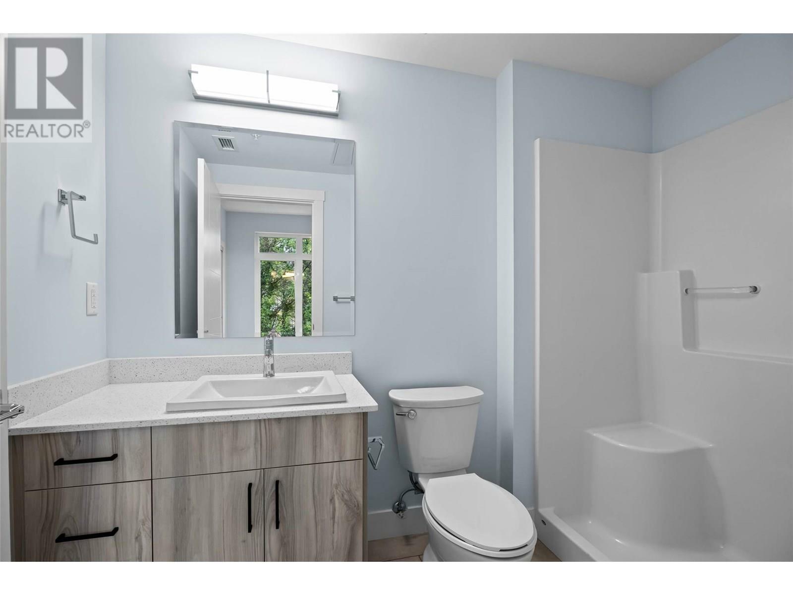 207 Royal Avenue 404  Kamloops BC V2H 1T7 photo