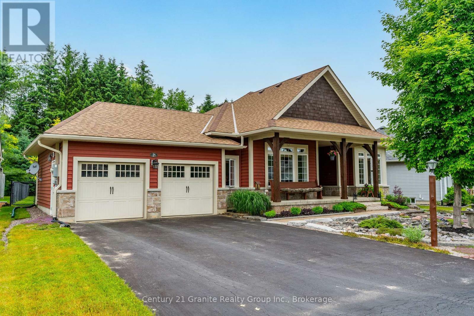 Property Photo: 21 Windover Drive ON K0M 2K0