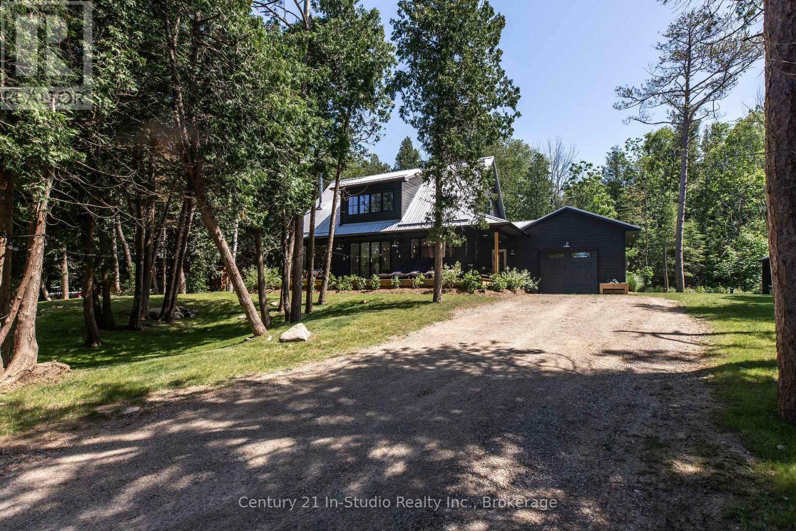 Property Photo: 19 Richardson Road ON N0H 2C5