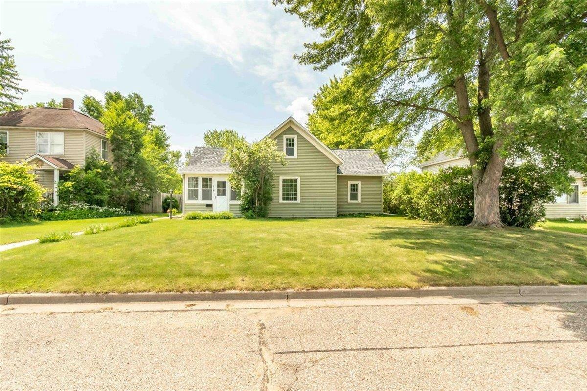 Property Photo: 117 6th Street WI 54457