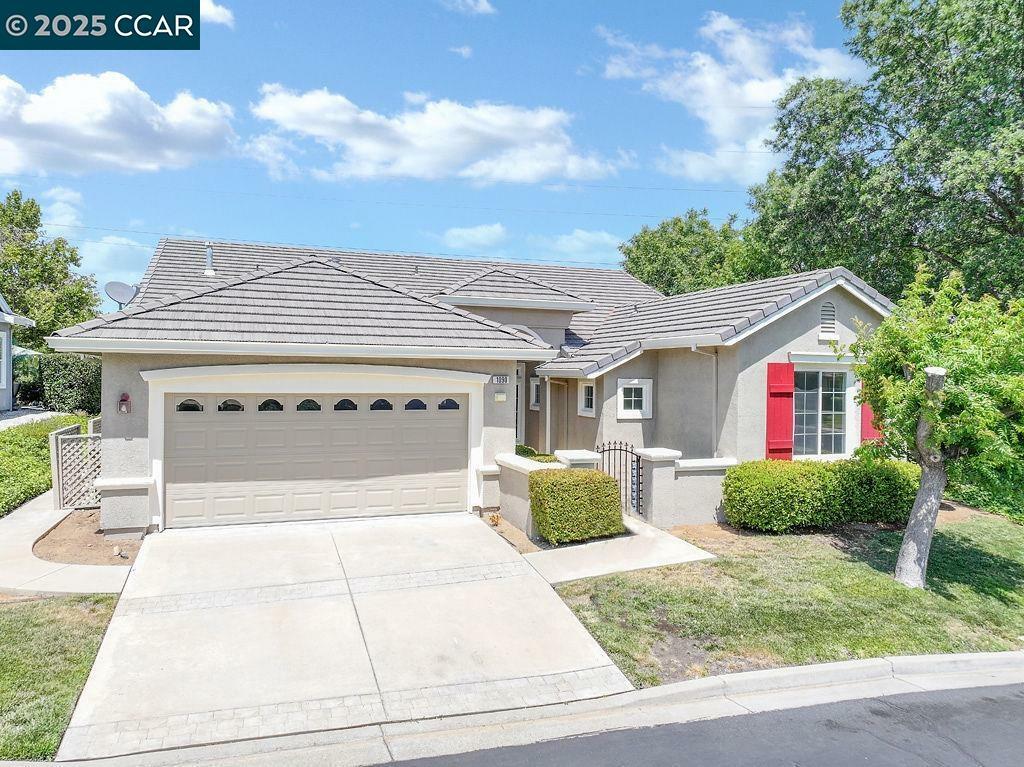 Property Photo: 1090 Bountiful Way CA 94513
