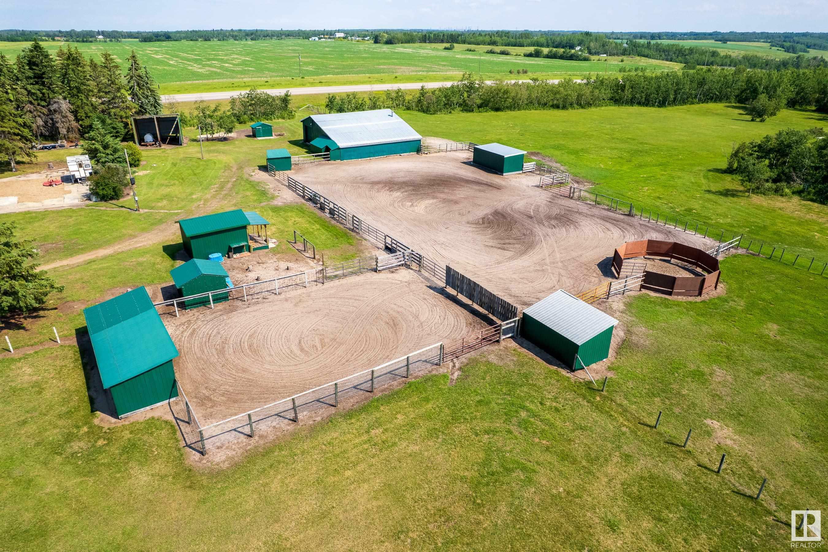 Property Photo: 57016 Hwy 28 AB T0A 1N0