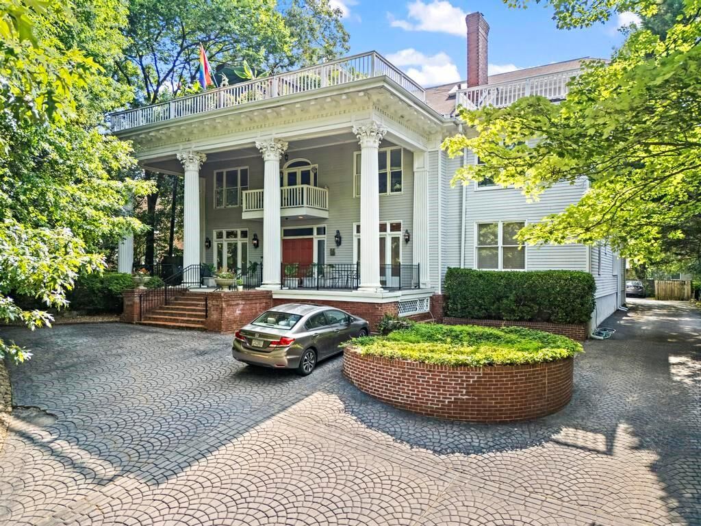 Property Photo:  893 Piedmont Avenue NE 5  GA 30309 