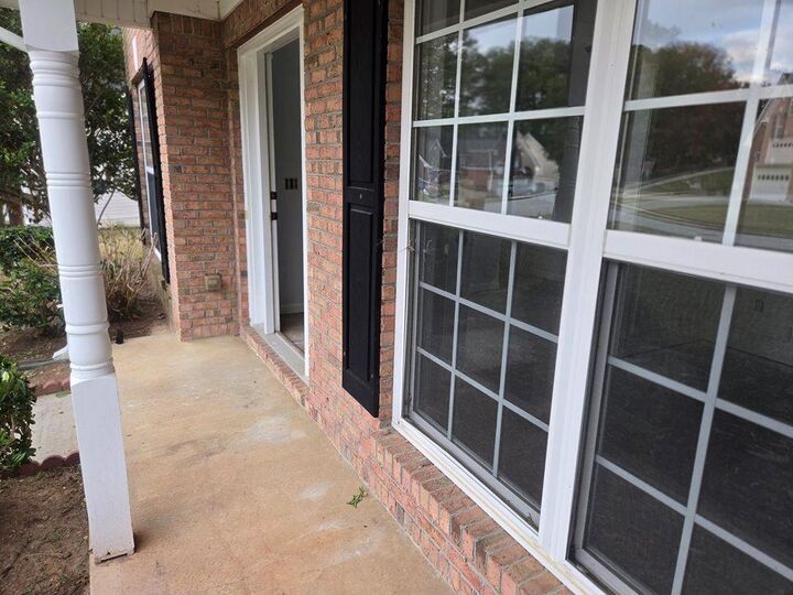 Property Photo: 1090 Chapel Hill Drive SE GA 30045
