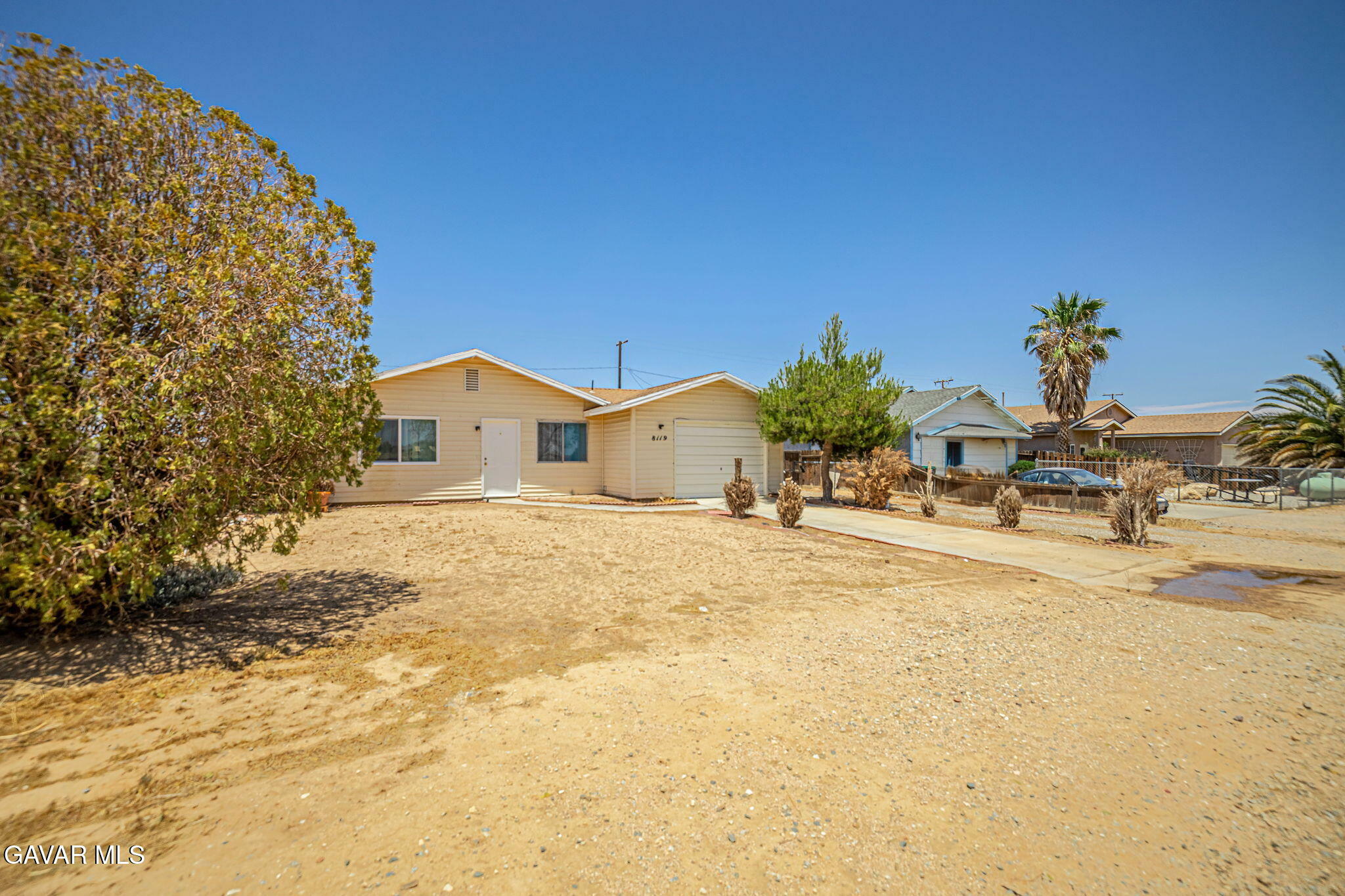 Property Photo: 8119 Walpole Avenue CA 93505