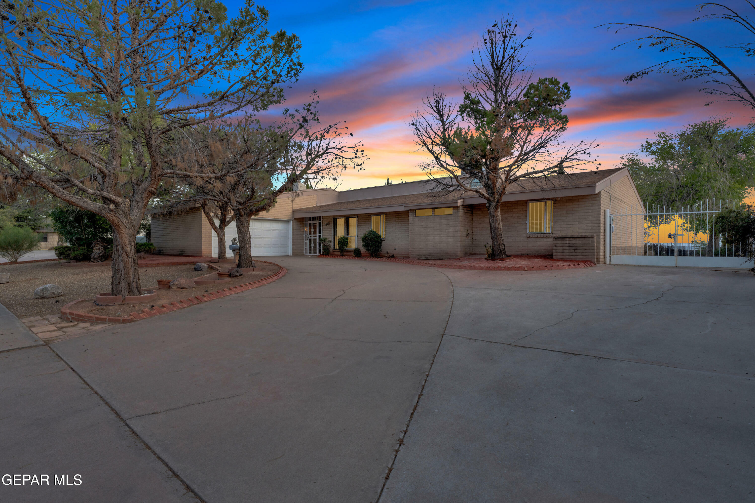 1617 Tommy Aaron Drive  El Paso TX 79936 photo
