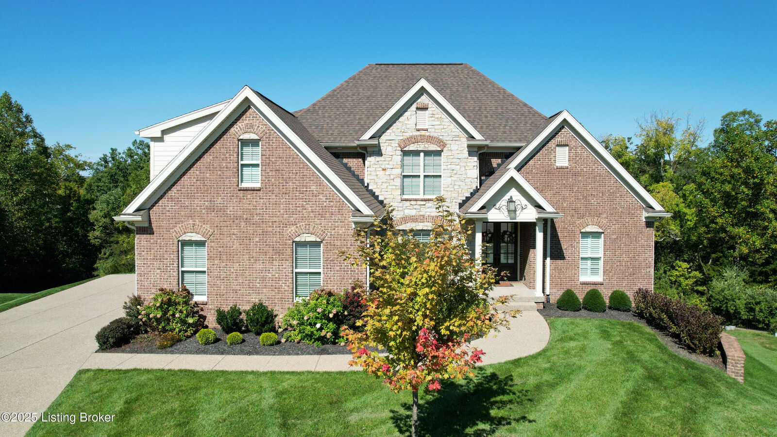 Property Photo: 5626 Morningside Dr KY 40014