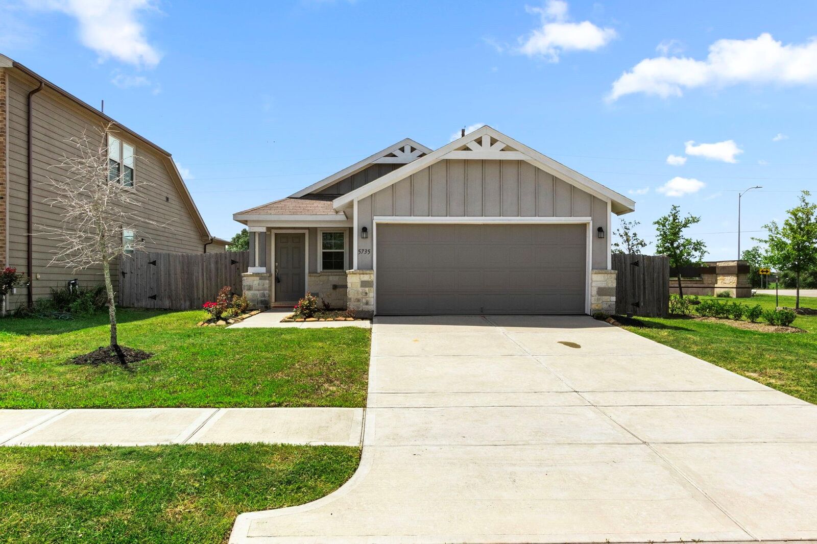 Property Photo: 5735 Prairie Chapel Road TX 77493