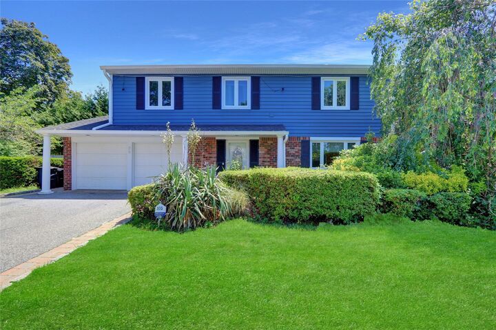 25 Lloyd Lane  Nesconset NY 11767 photo