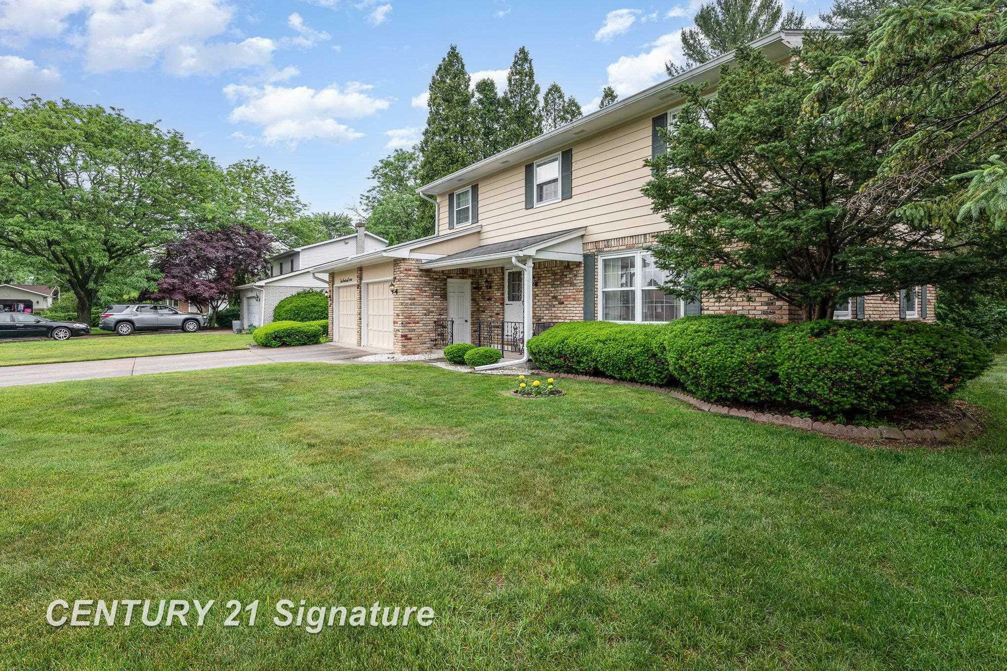 Property Photo: 211 Holbrook Lane MI 48638