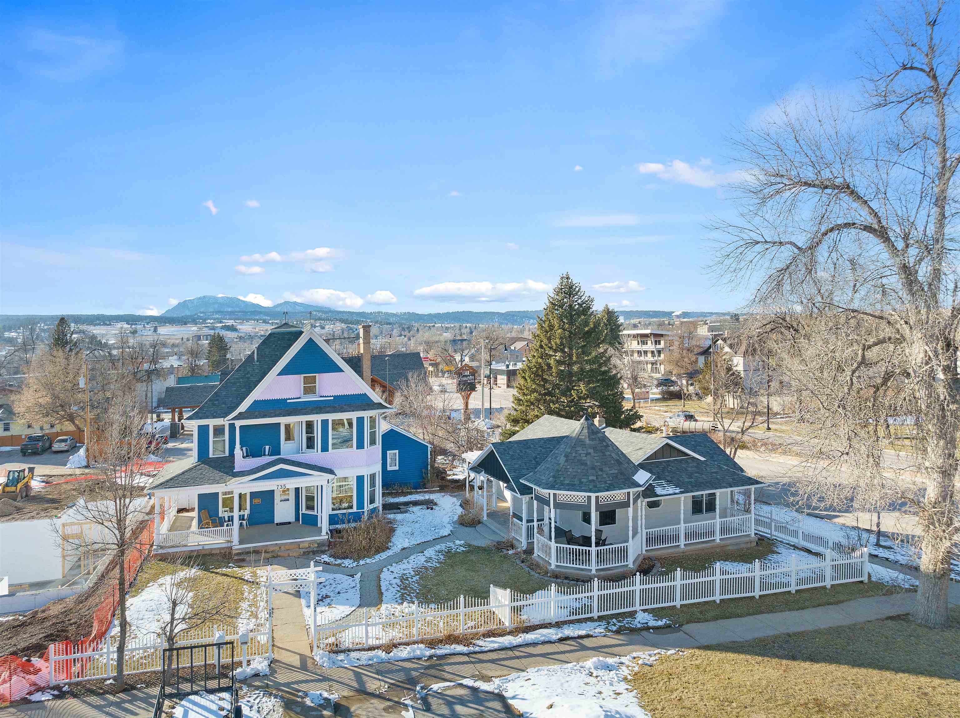 Property Photo: 735 N 8th Street SD 57783