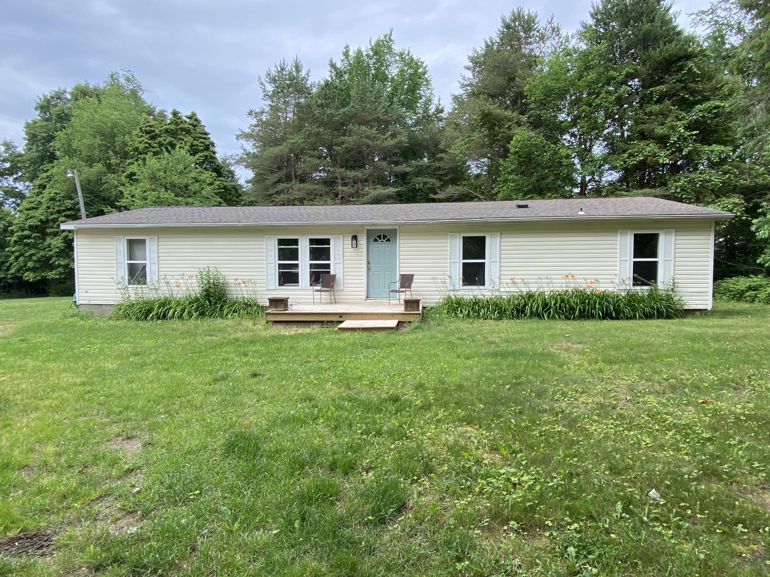 Property Photo: 6317 E 76th Street MI 49337