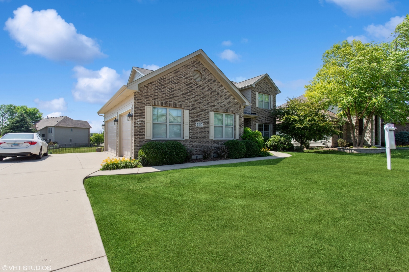 Property Photo: 21042 Lakewoods Lane IL 60404