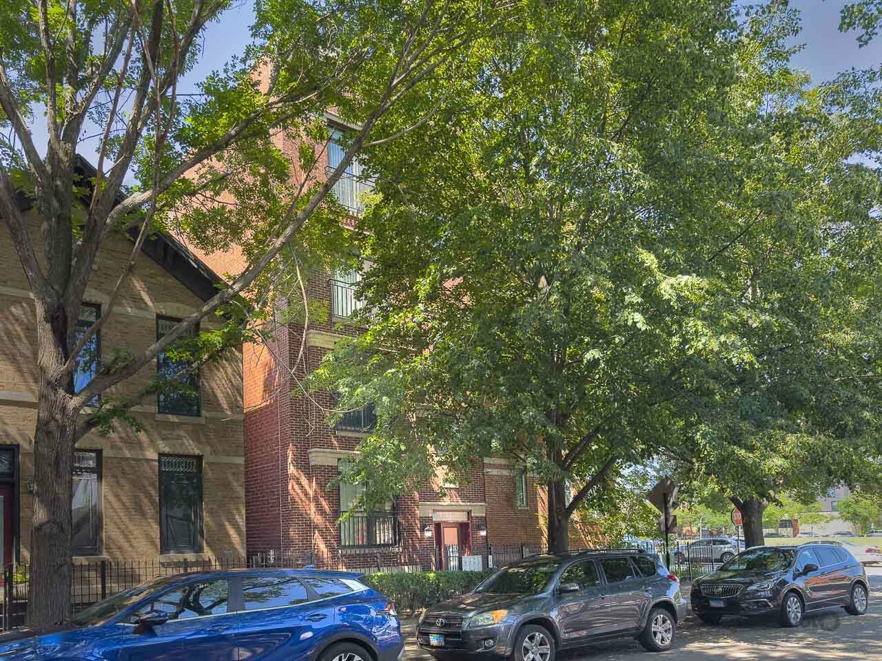 Property Photo:  1302 W Fillmore Street 3  IL 60607 