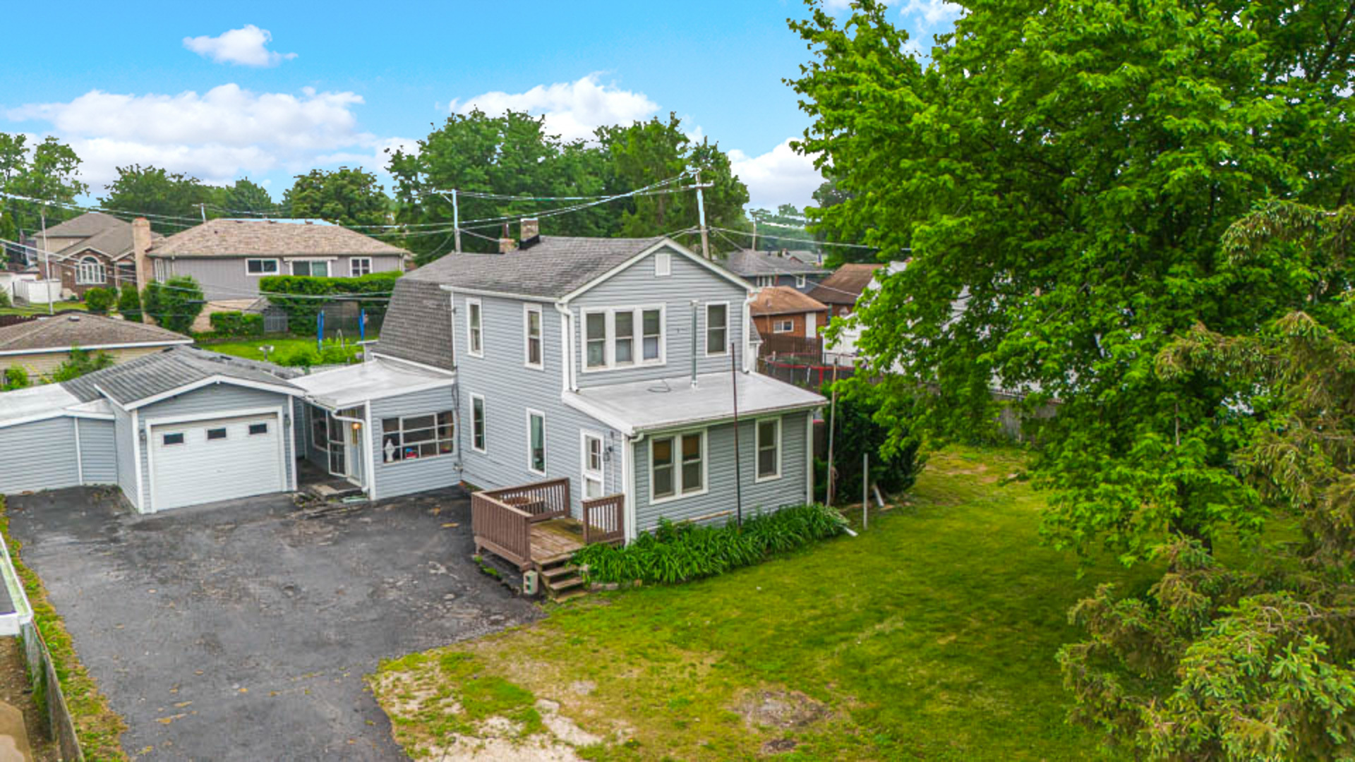 Property Photo: 9827 Melvina Avenue IL 60453
