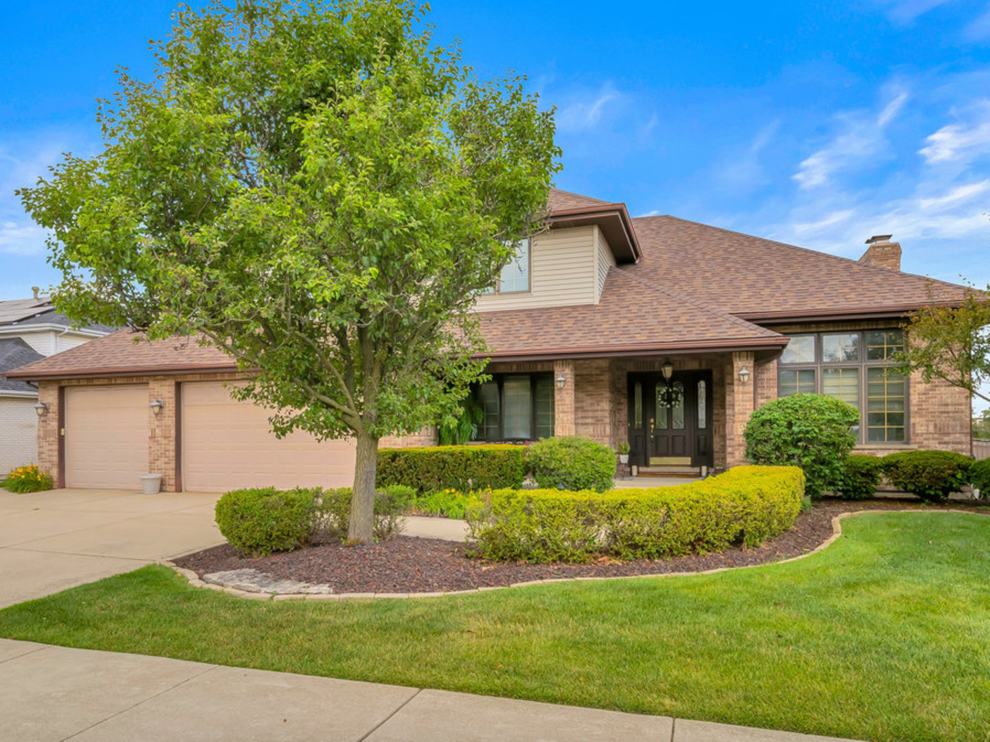 Property Photo: 11234 Autumn Ridge Drive IL 60467
