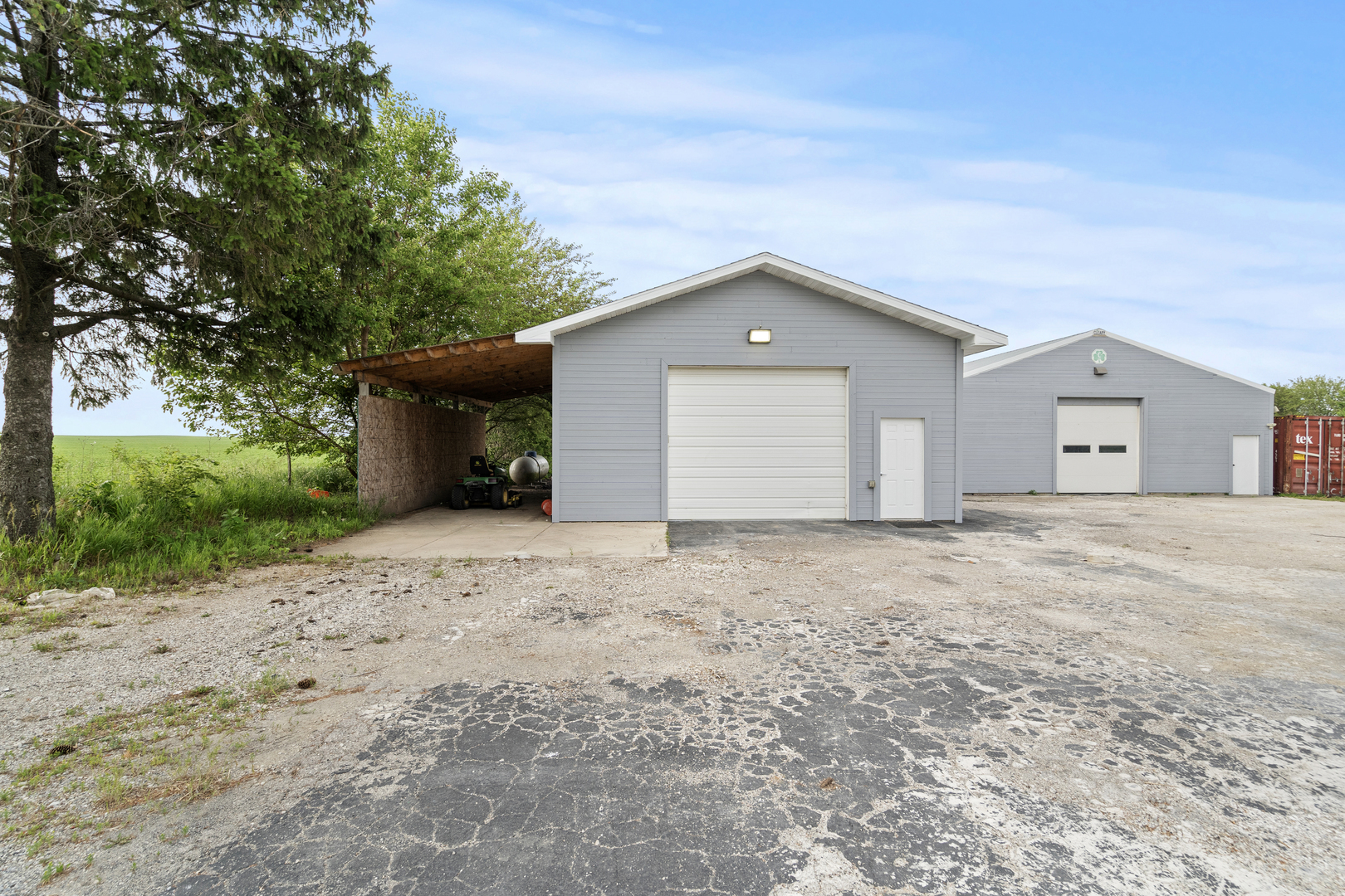 Property Photo: 25756 Seil Road IL 60404