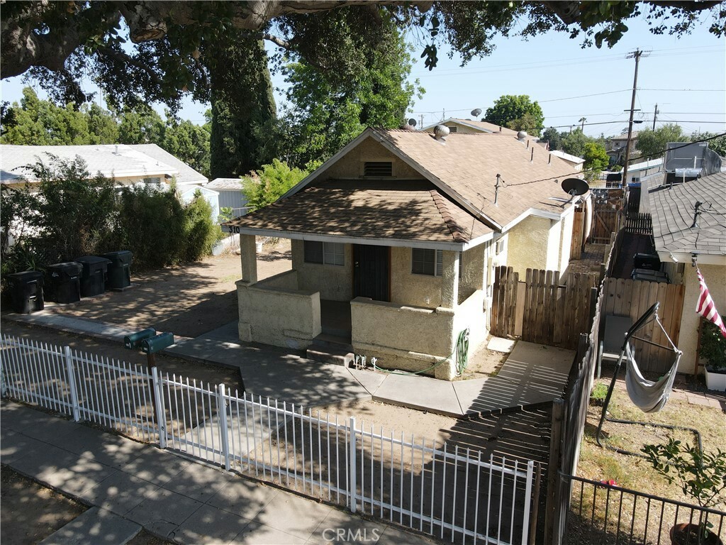 Property Photo: 310 E Angeleno Avenue CA 91776
