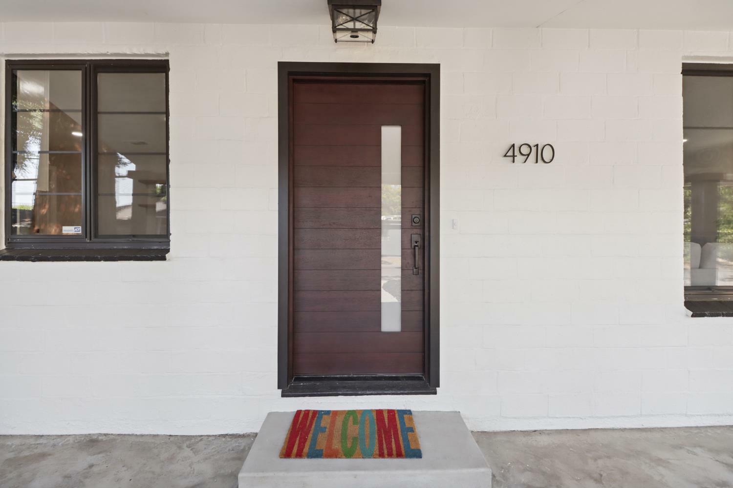 Property Photo: 4910 Michele Lane CA 95822