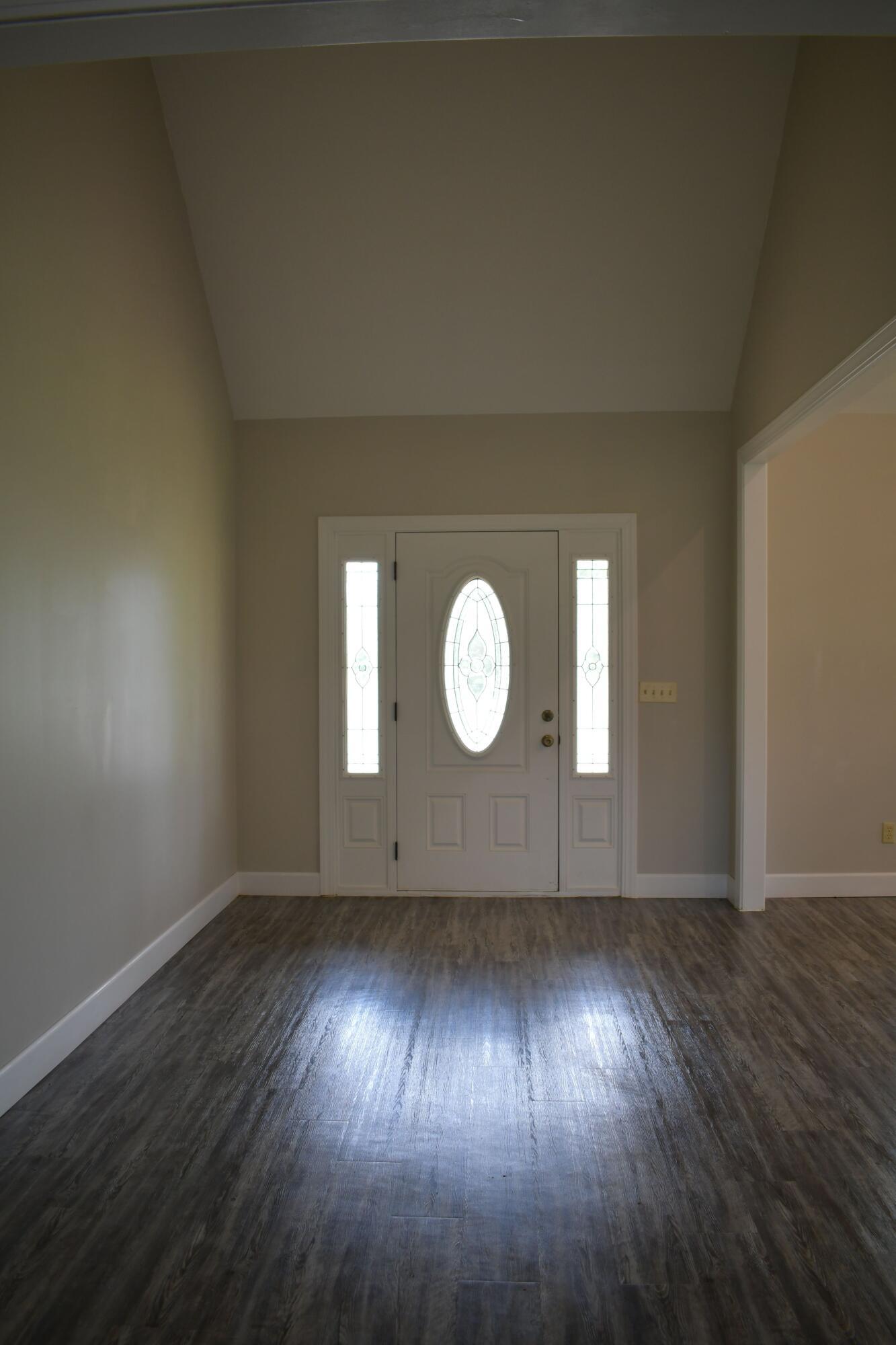 Property Photo: 1002 Robins Lane MS 38826