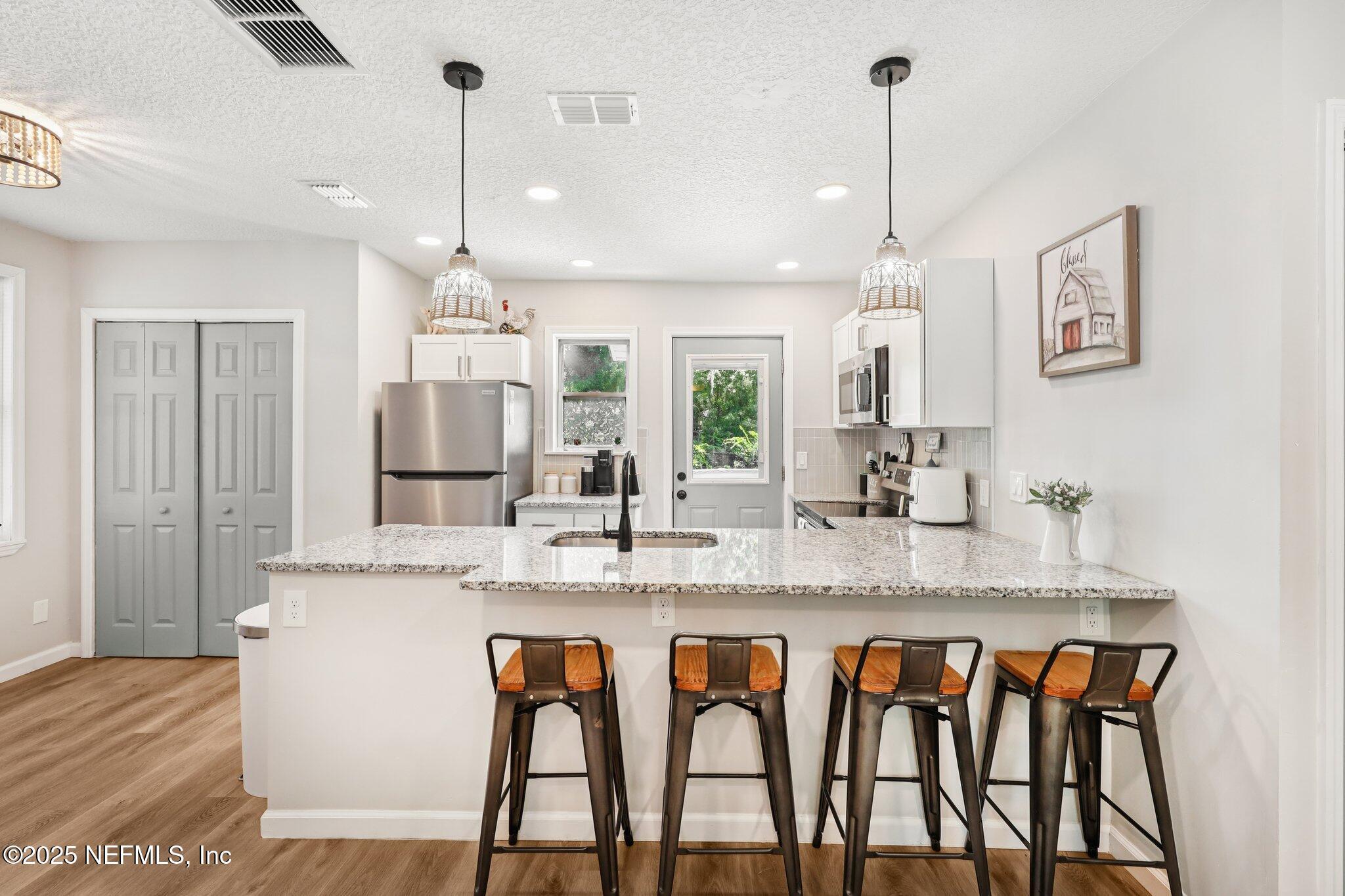 Property Photo: 1295 Randolph Street FL 32205