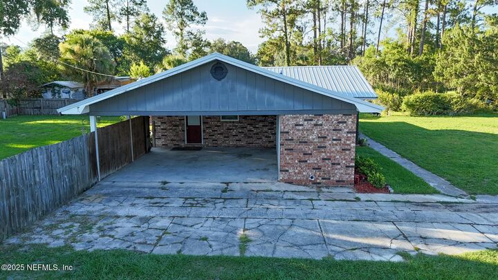 Property Photo:  117 Horseman Club Road  FL 32177 