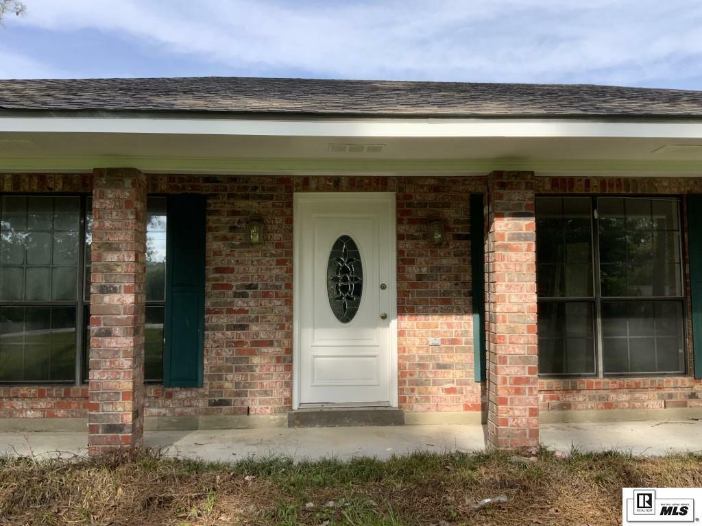 Property Photo: 215 Hollymoore Drive LA 71360