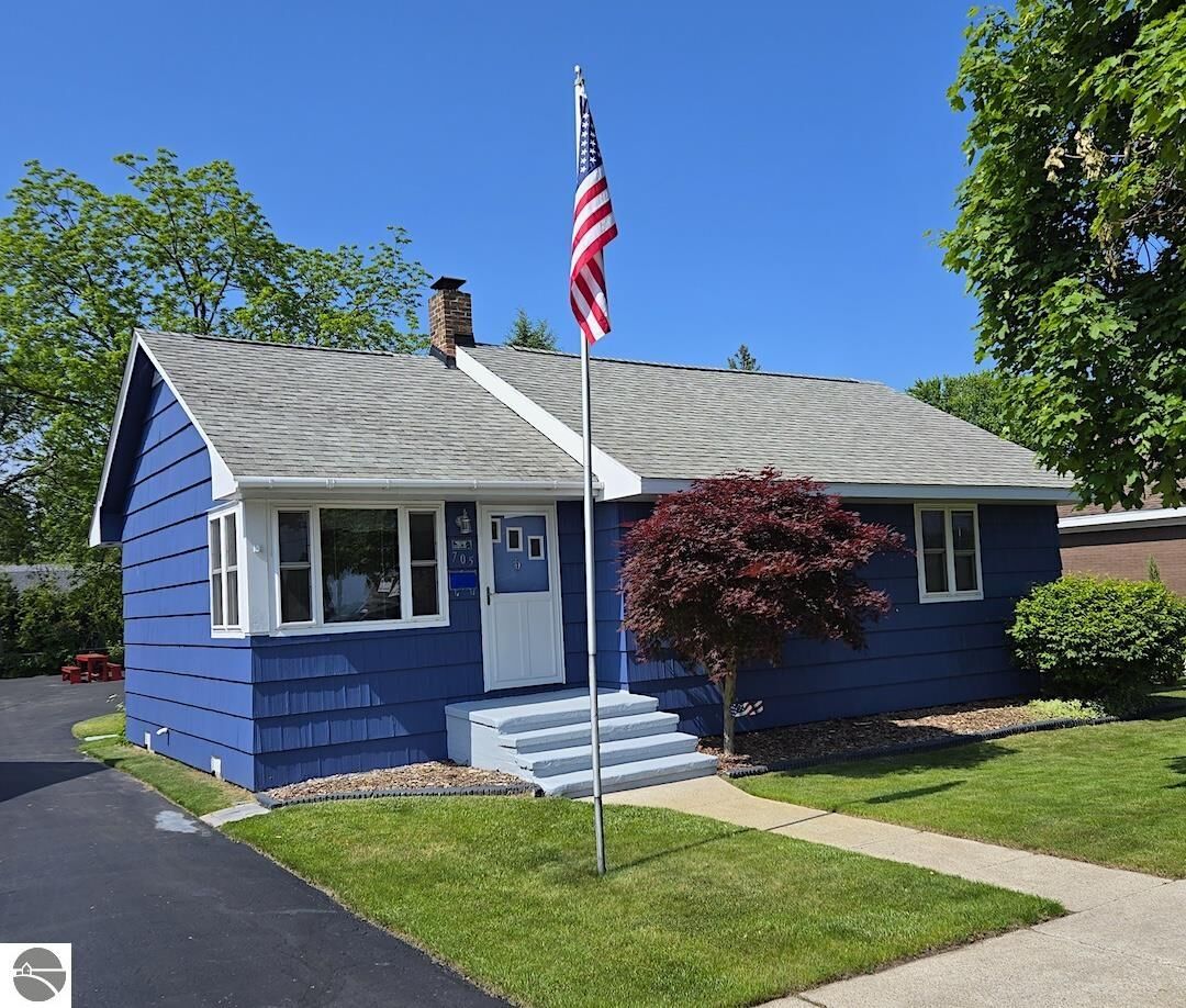 Property Photo: 705 E Bay Street MI 48730